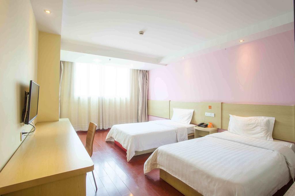 7Days Inn Dalian Wafangdian Railway Station Номер фото