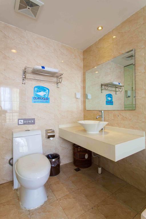 7Days Inn Dalian Wafangdian Railway Station Номер фото