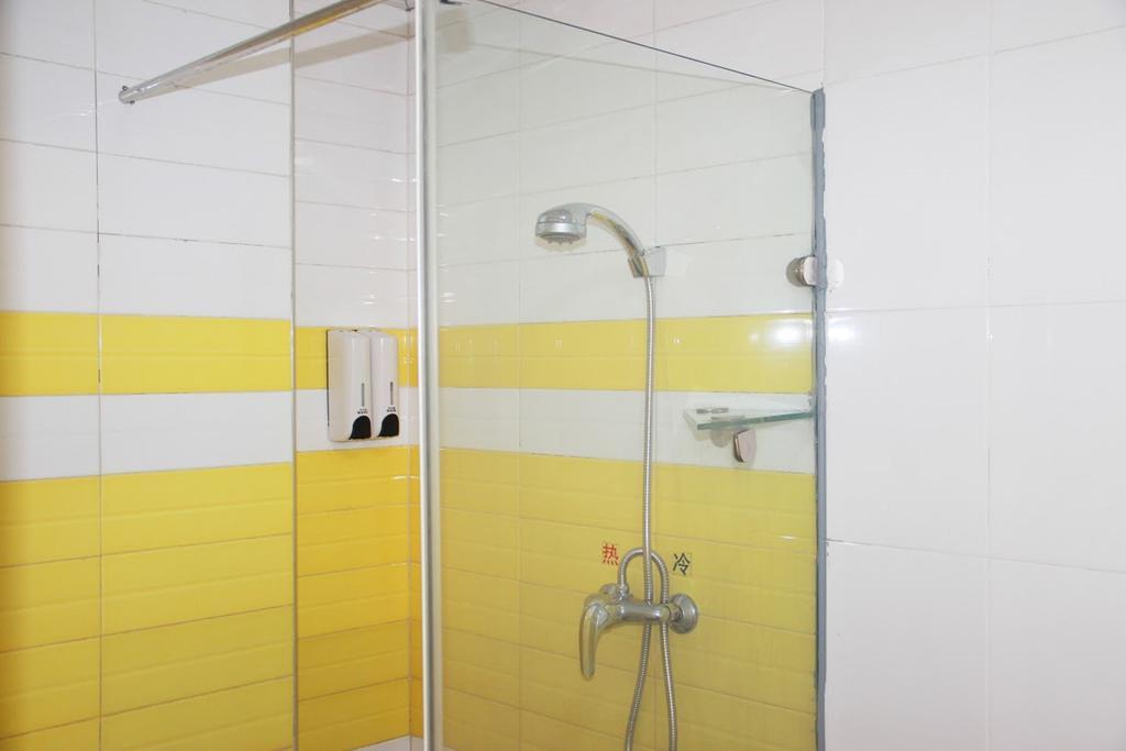 7Days Inn Dalian Wafangdian Railway Station Экстерьер фото